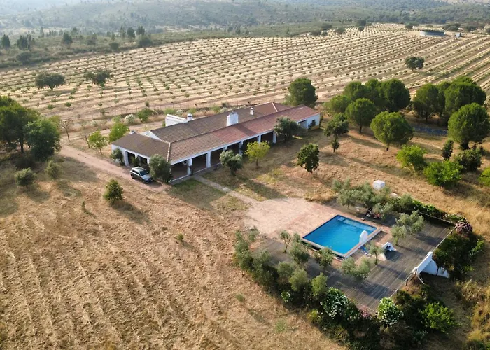 Herdade Dos Calvinos Eco-monte Casa vacanze Barreiras (Sao Jorge)