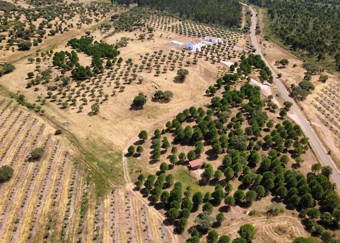 Herdade Dos Calvinos Eco-monte * Barreiras (Sao Jorge)